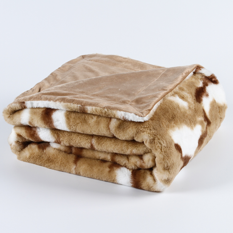 Whole Sale Winter Customized Print Double Layer 100% Polyester Fleece Faux Fur Blankets 